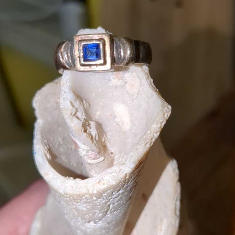 Vintage Men's Artisan Sterling Silver Ring, James Avery Style, Deep Blue Stone